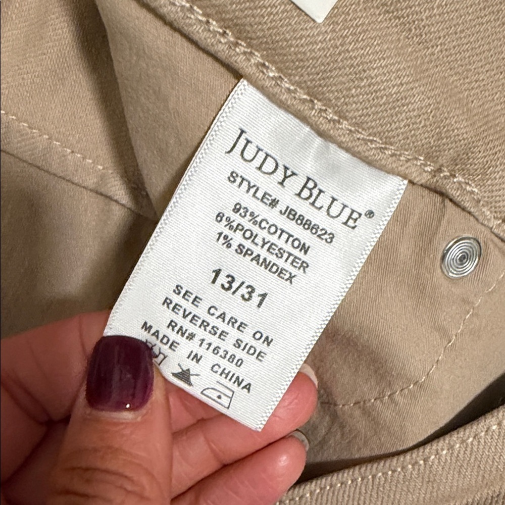Judy Blue High Waisted Khaki Flare Jeans Women’s Size 13/31 NWT - Picture 3 of 10